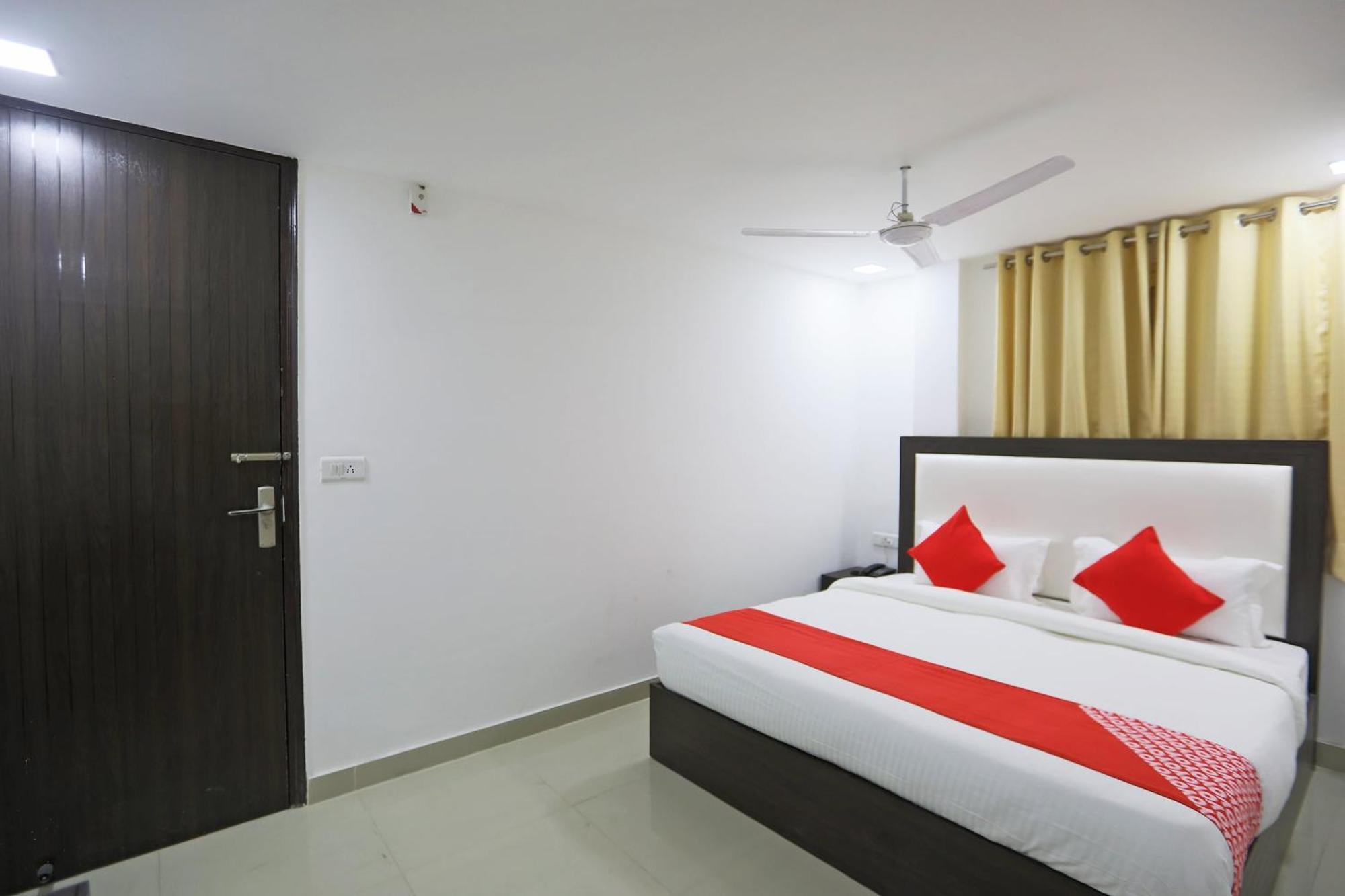 Townhouse South Lawn Hotell New Delhi Eksteriør bilde